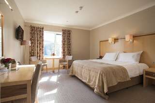 Отель Hotel Minella & Leisure Centre Клонмел Улучшенный номер с кроватью размера «king-size»-2